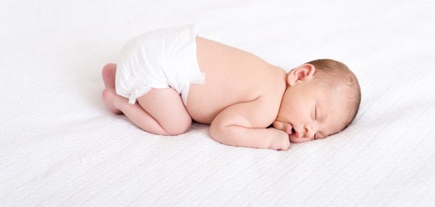 Jak zadbać o wrażliwą skórę okolic pieluszkowych u niemowlaków?