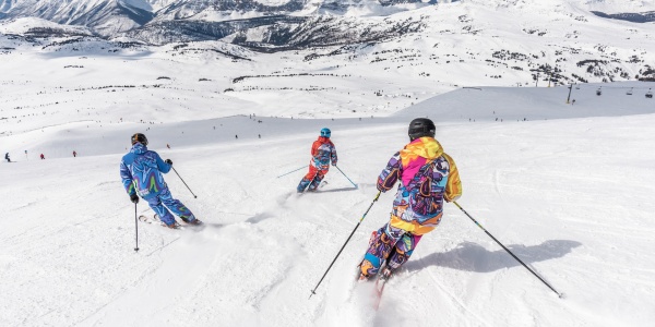 Nauka jazdy na nartach w ośrodku narciarskim Szwajcaria Bałtowska